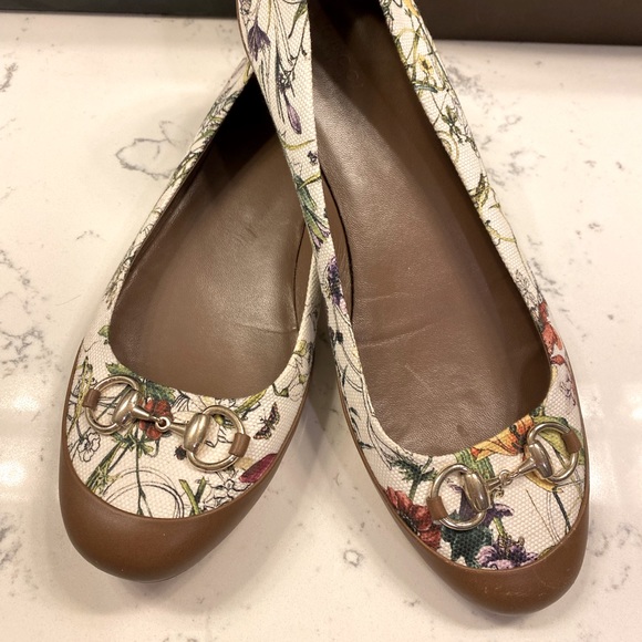 Gucci Ballerinas in White Floral size 41 - Picture 1 of 10